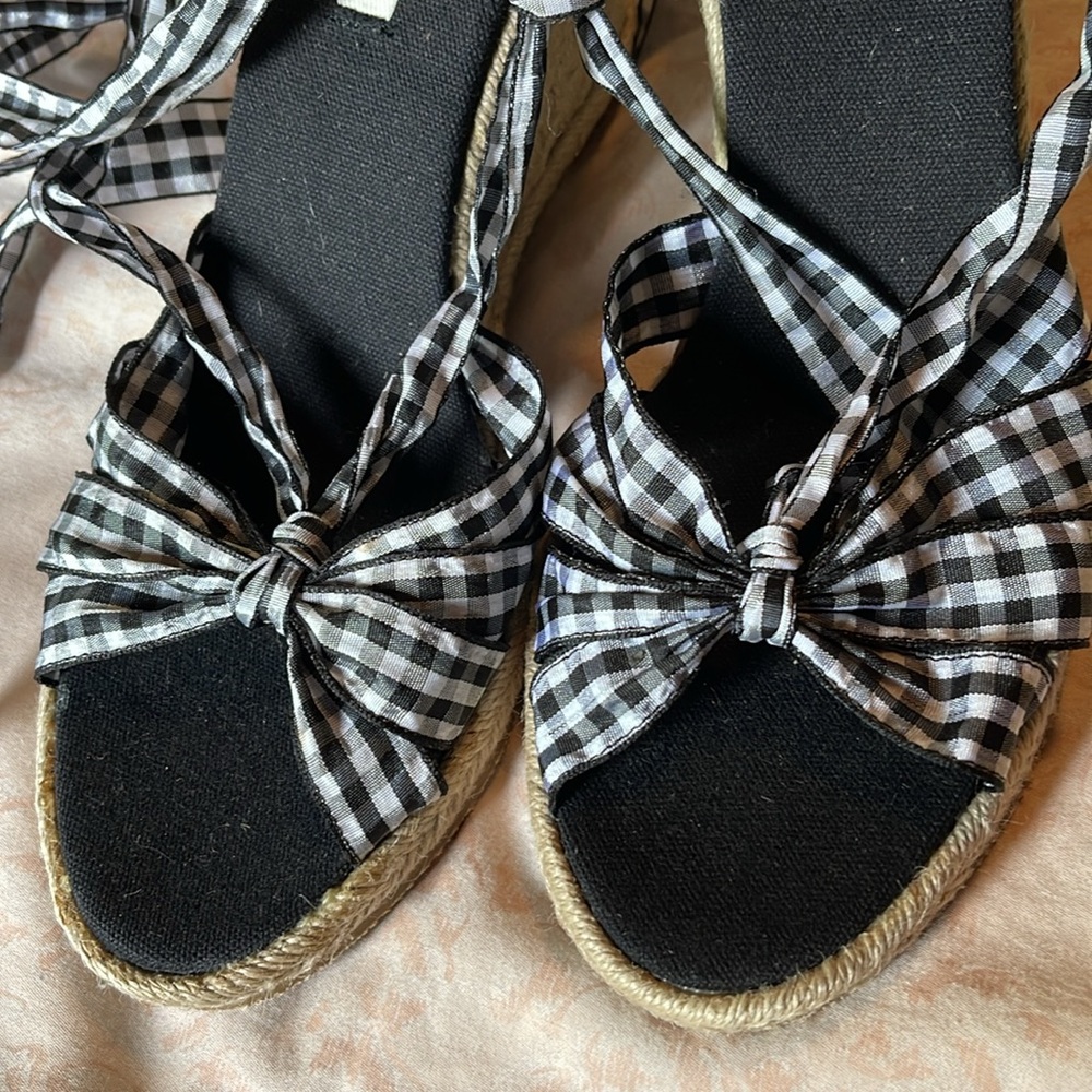 Tommy Hilfiger Blank White Gingham Plaid Wedge Lace Tie Shoes - Picture 5 of 10